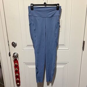 NWT Lululemon Fast & Free HR Tight 28” with pockets! Size 8.